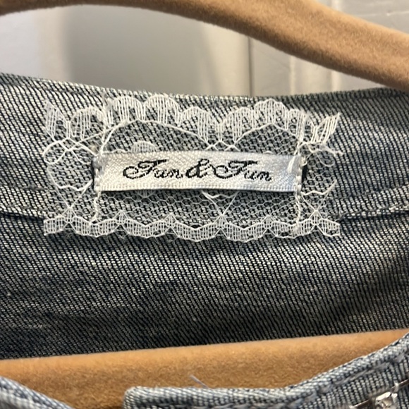 Fun & Fun Girls size 6 short denim jean jacket with silver sparkles - Picture 3 of 9